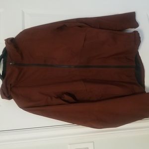Lululemon waterproof spring jacket Mens size small.  Burgundy